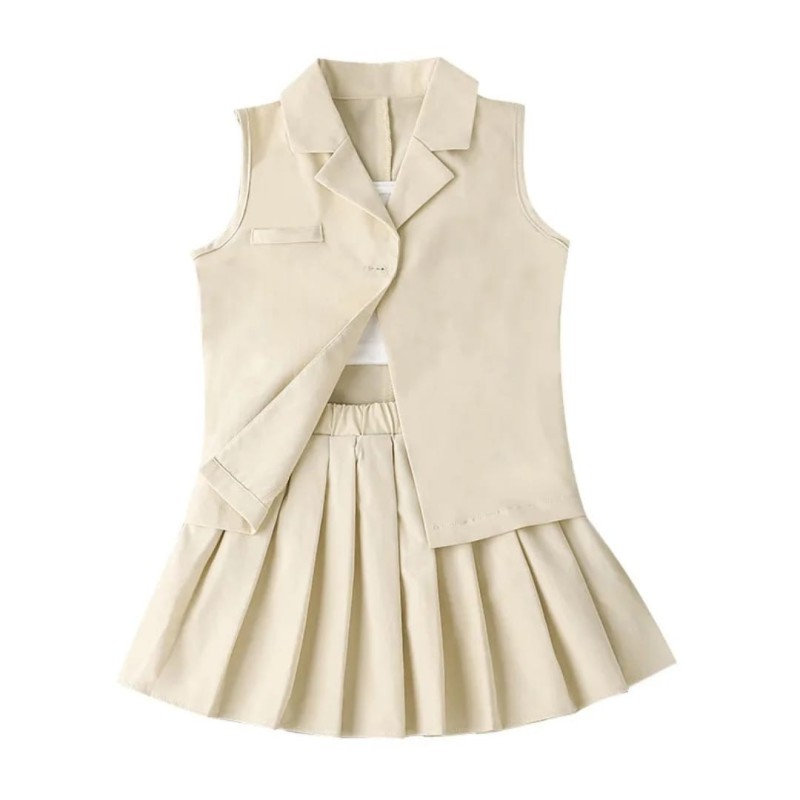Ensemble gilet et jupe plissée