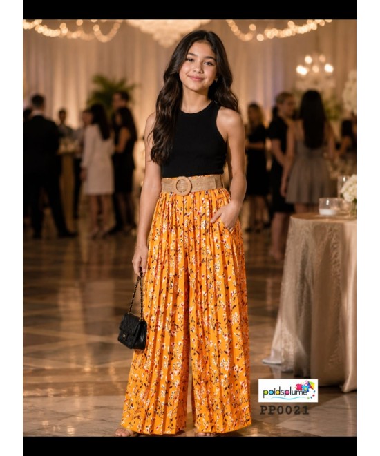 Ensemble haut sans manches et pantalon palazzo plissé